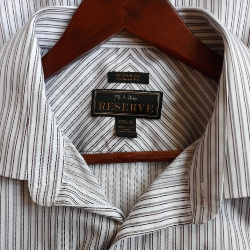 Jos A Bank long sleeve collared shirt 17 1/2 - 35